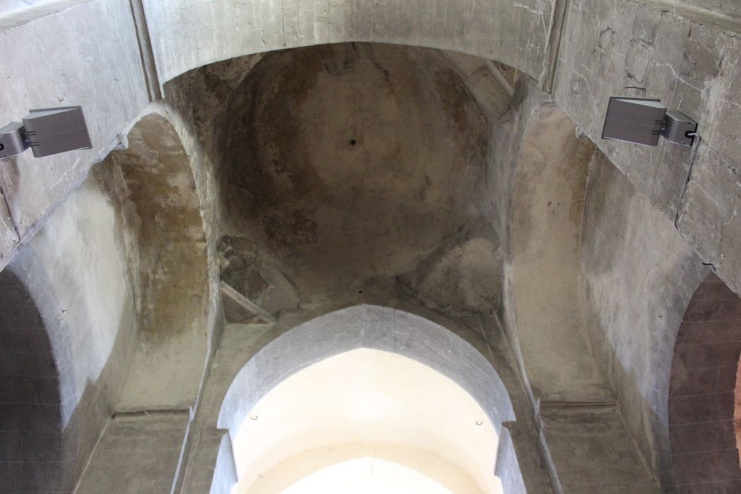 Eglise Saint-Martin : Voûte de la croisée du transept, vue générale