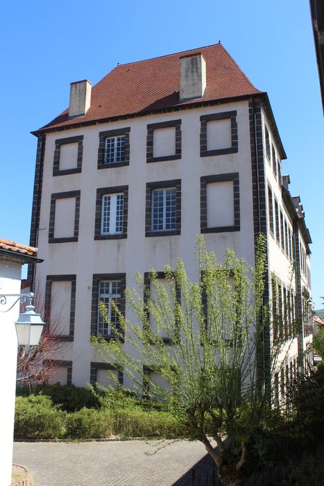 Château : Façade ouest, vue générale