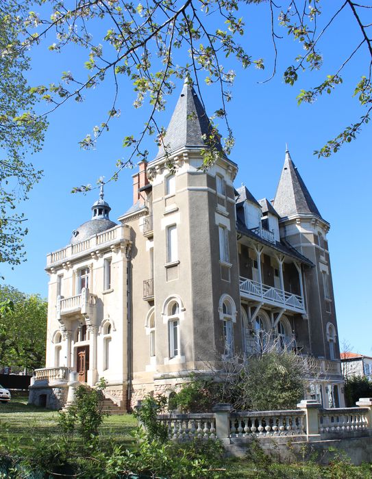 façade sud et est, vue générale