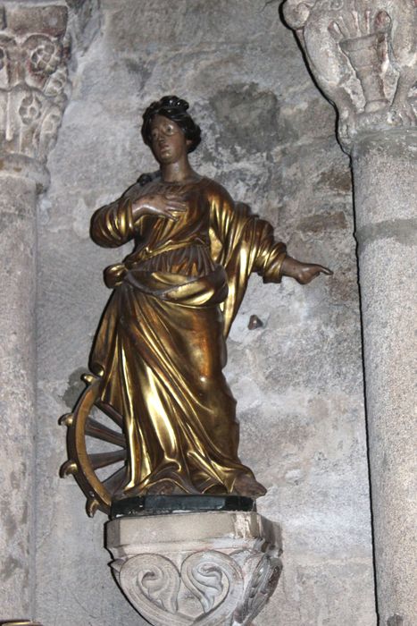 Statue : Sainte Catherine