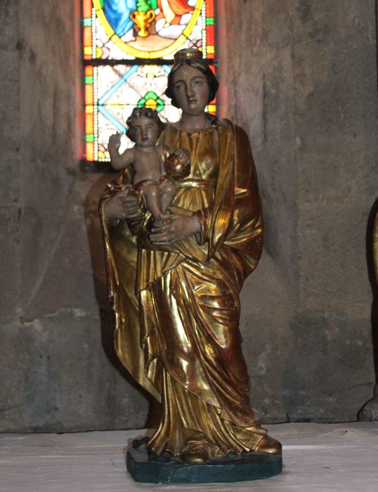 statue : Vierge à l'Enfant