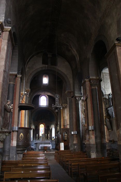 Eglise Saint-Martin : Nef, vue générale