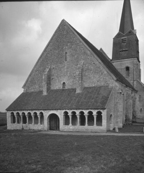 Ensemble sud-ouest, clocher et porche