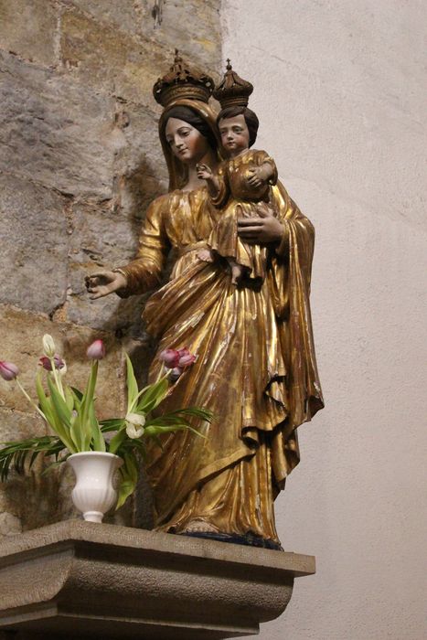 Statue : Vierge à l'Enfant