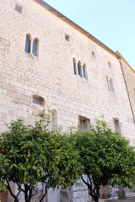 Palais épiscopal (ancien) : façade nord, vue partielle