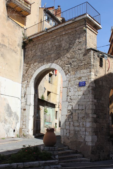 Porte Neuve : élévation sud, vue générale