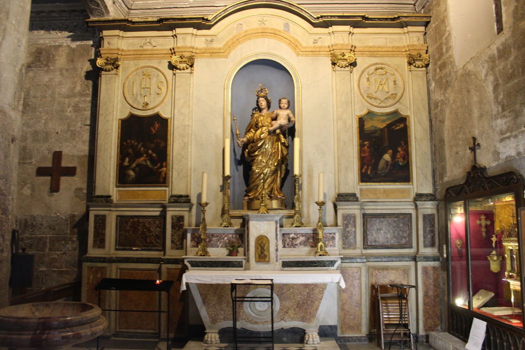 retable secondaire, statue : Vierge à l'Enfant