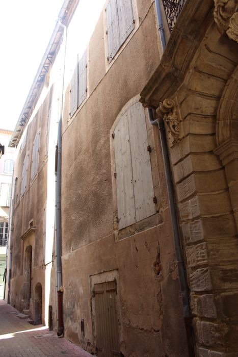 Maison : façade latérale ouest, vue partielle