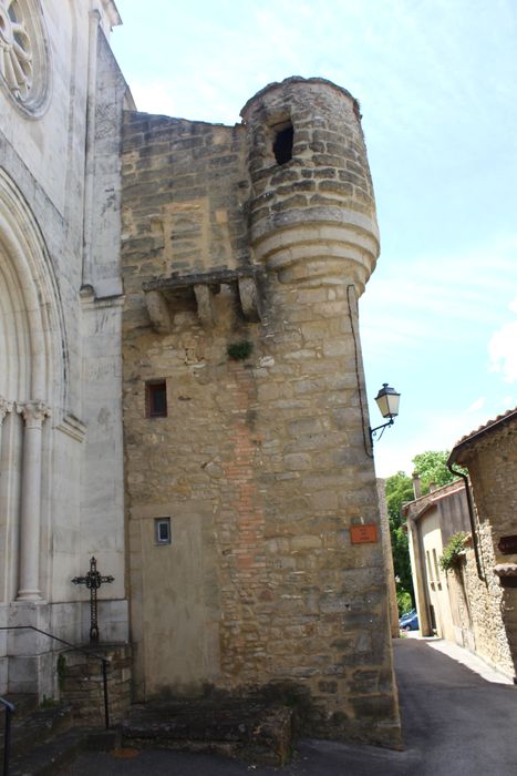 Fort : tourelle d'angle nord-ouest, vue générale