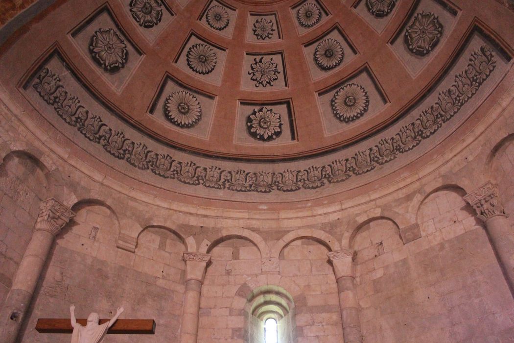 Eglise Notre-Dame : abside du choeur, vue partielle