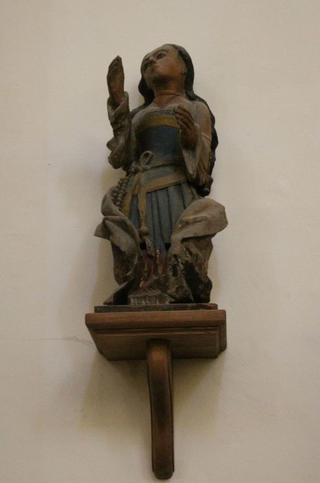 statue (élément de Calvaire) : sainte Marie-Madeleine