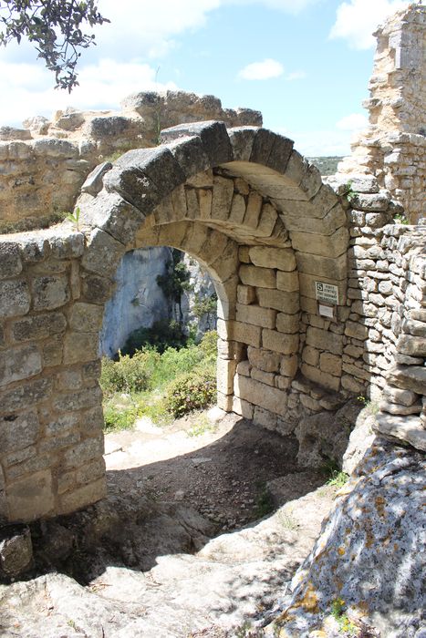 Fort (vestiges du) : porte d’accès ouest