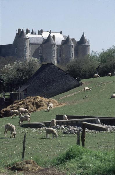 Ensemble ouest depuis un champ