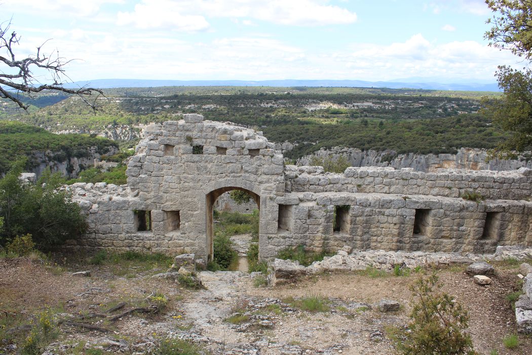 Fort (vestiges du) : ruines du 3e rempart, vue générale