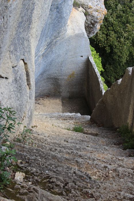 Fort (vestiges du) : escalier dérobé, vue générale