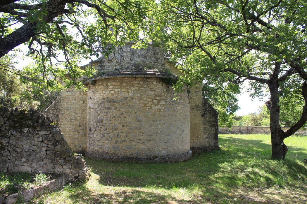 Ancienne église Sainte-Marie : chevet, vue partielle