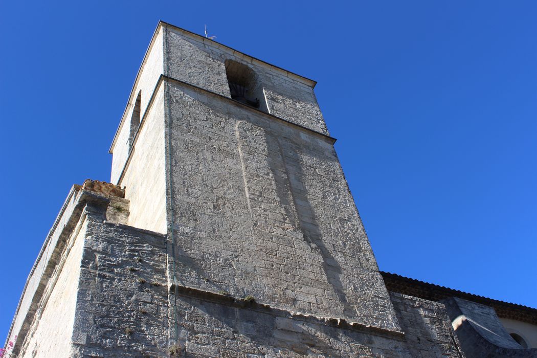 Eglise Notre-Dame-de-Pitié : clocher, élévation sud, vue générale