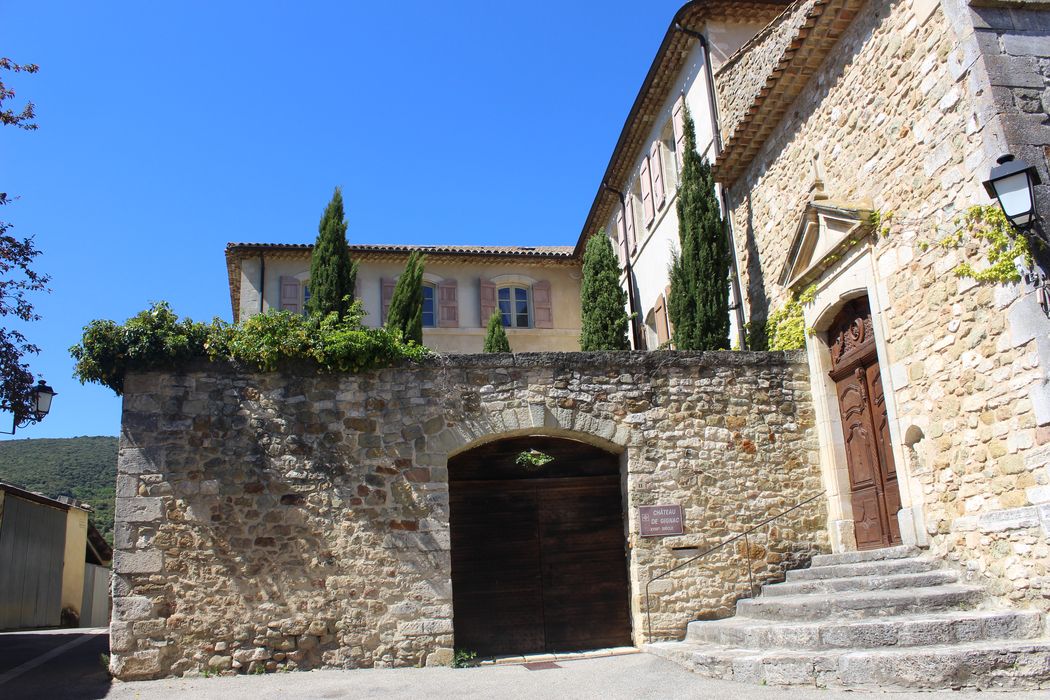 Château : ensemble sud, vue partielle