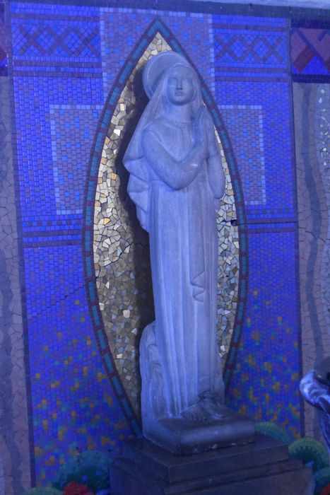 statue : Vierge