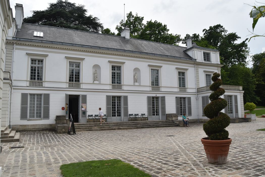 château, façade nord, vue générale