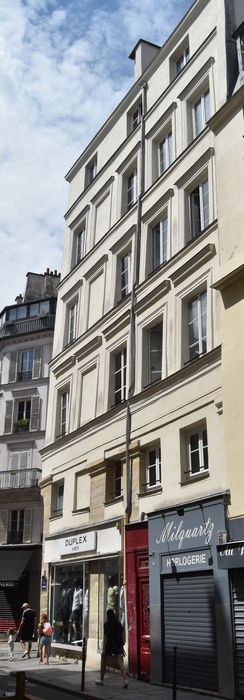 façade sur la rue du Temple, vue générale