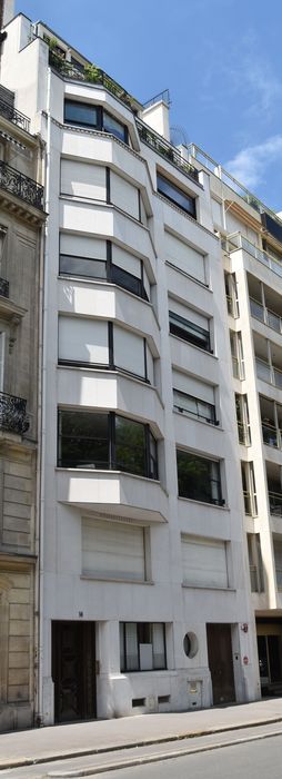 façade sur rue, vue générale