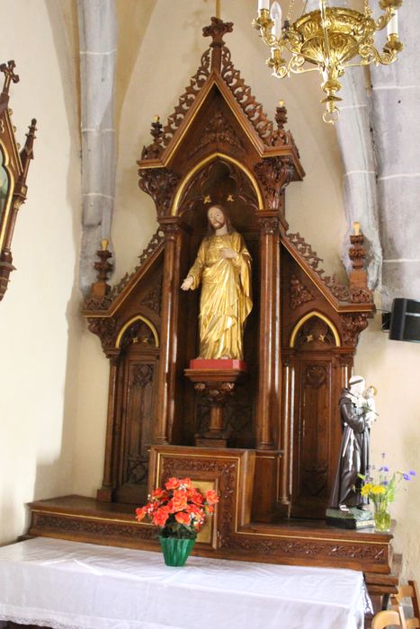 retable secondaire, statue : Christ du Sacré Coeur