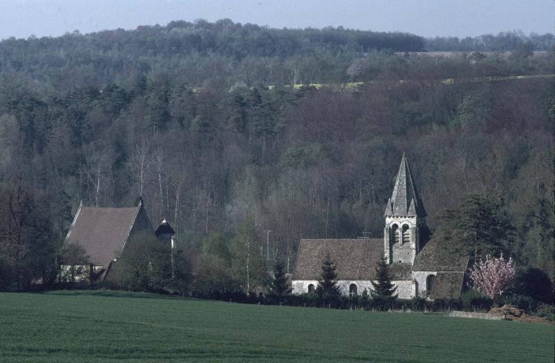 Clocher de l'église et toiture de la chapelle