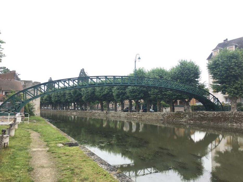 vue générale de la passerelle dans son environnement