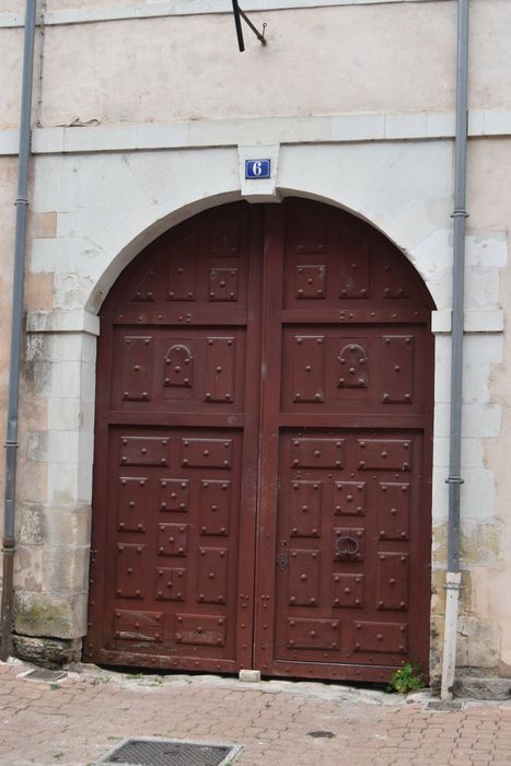 façade sur rue, vue générale du porche d’accès