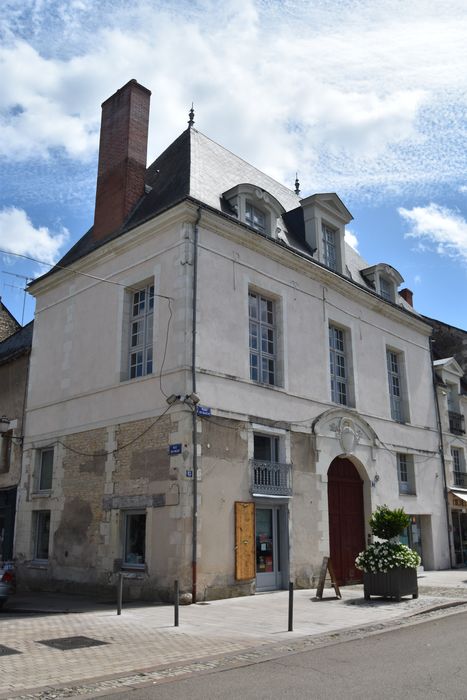 façades sur rue, vue générale