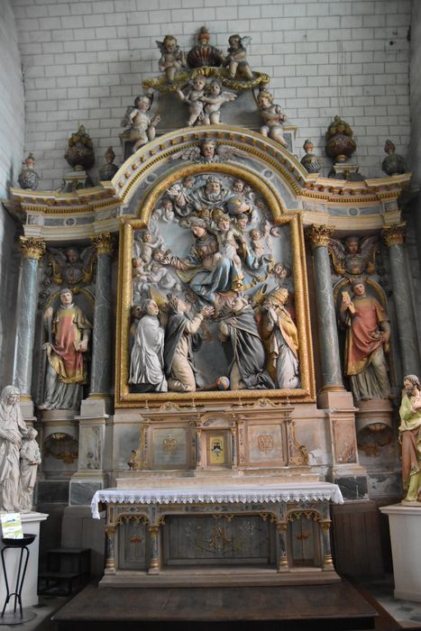 retable, bas-relief : l'Institution du Rosaire