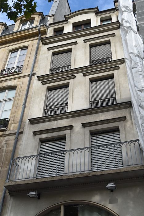 façade sur rue