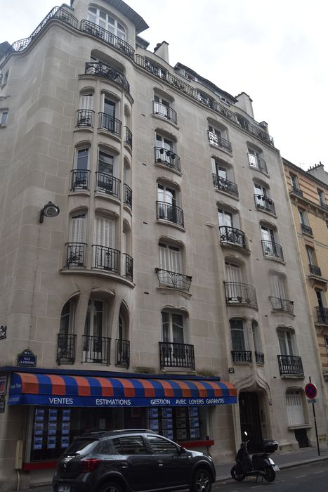 façade sur rue du n°21