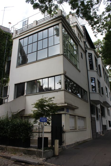 façades sur l'avenue Reille et le square de Montsouris