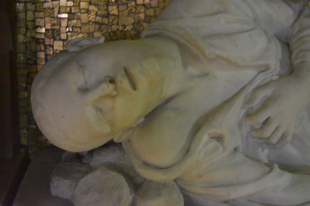 statue : saint Tarcisius, vue partielle - © Ministère de la Culture (France), Médiathèque du patrimoine et de la photographie, diffusion RMN-GP