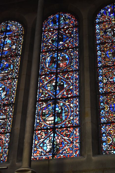 verrière du bras du transept nord : Vie de saint Pierre et de saint André