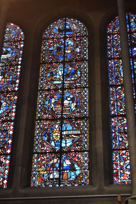 verrière du bras du transept nord : Vie de saint Pierre et de saint André