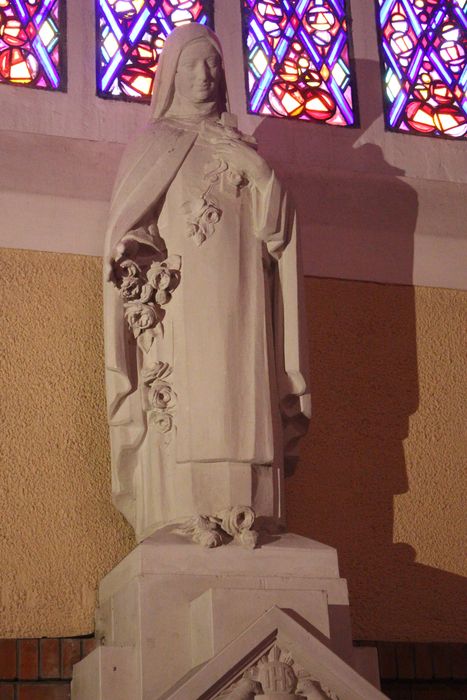 statue : sainte Thérèse