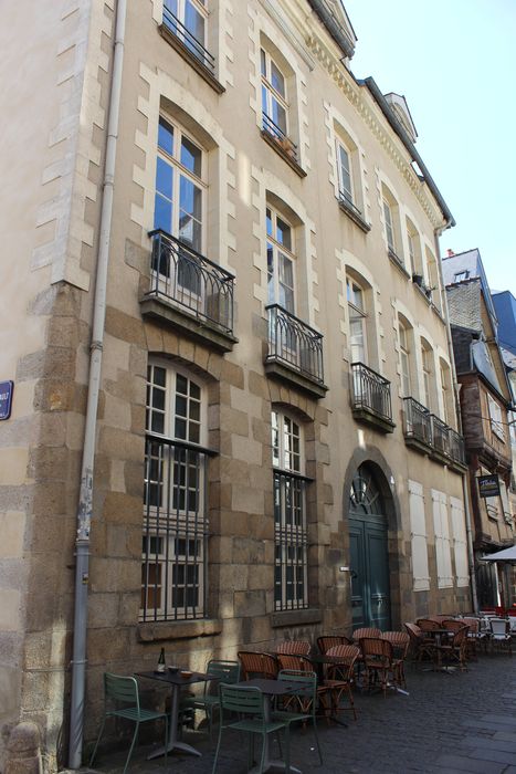 façade sur rue