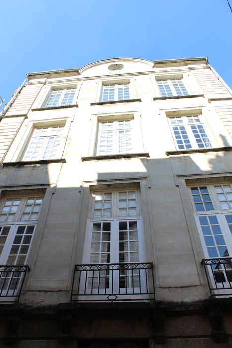 façade sur rue