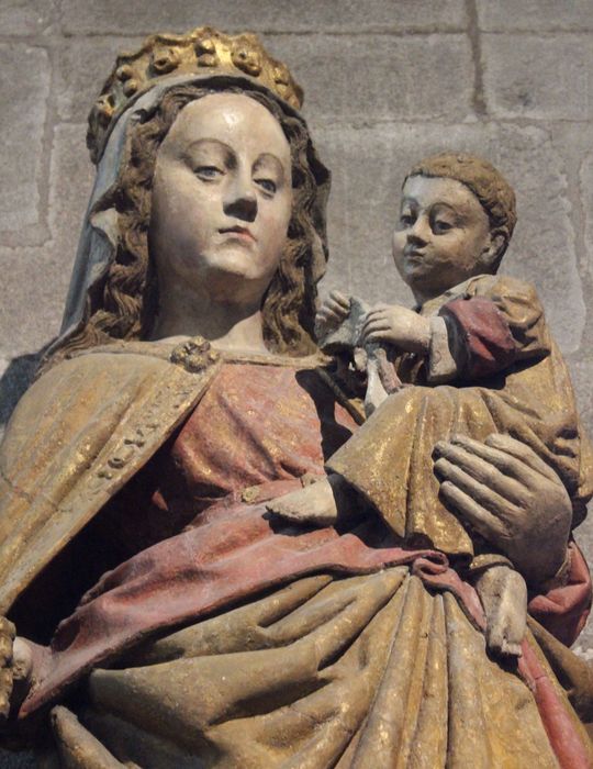 statue dite Notre-Dame-de-la-Grande-Porte : Vierge à l’Enfant, vue partielle