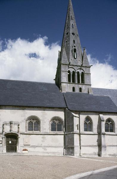 Façade latérale et clocher