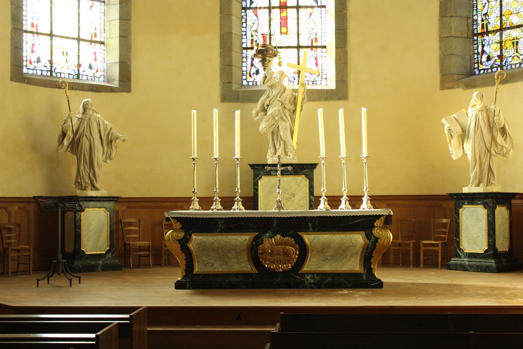 statues : saint Benoît, la Foi ou la Religion, saint Maur