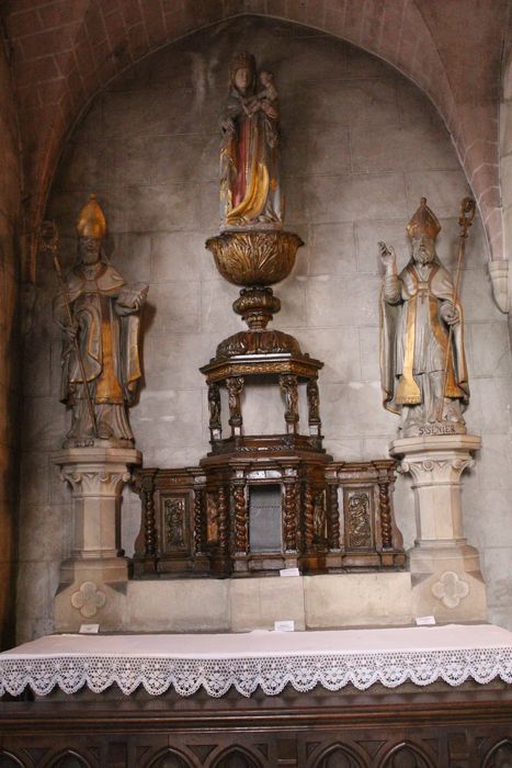 tabernacle, ciborium (baldaquin), statuettes : Saint Pierre et Saint Paul