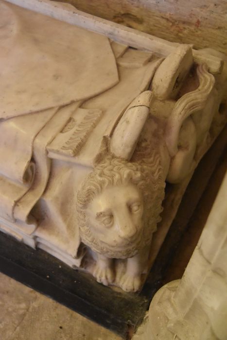 statue funéraire de Jean de Marigny, archevêque de Rouen, détail