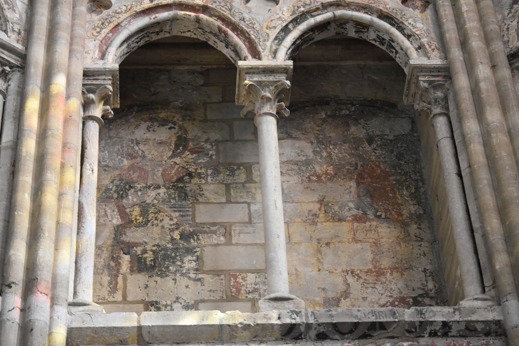 peintures monumentales du triforium, vue partielle