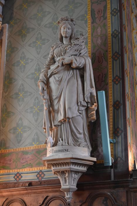 statue : sainte Philomène