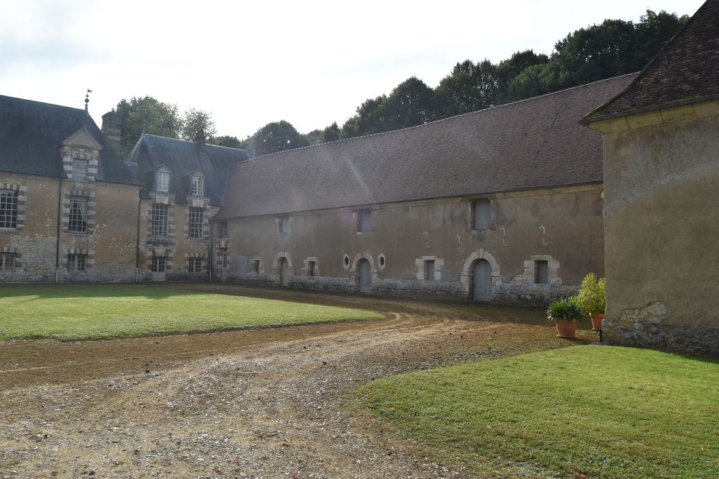 cour intérieure, aile sud, façade nord