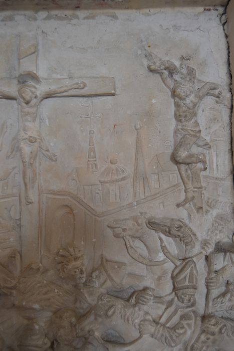 bas-relief : la Crucifixion, détail